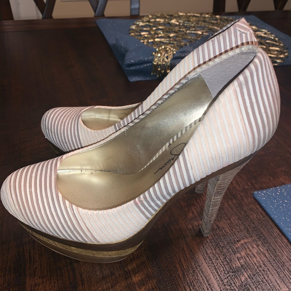 Jessica Simpson Heel